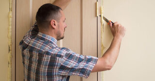 Двери и замки в Кирове-Чепецке – замена, ремонт, монтаж и установка под ключ от Мастер24 от 1087 руб